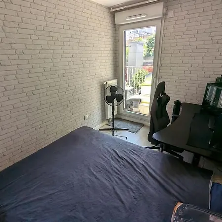 3 Pieces Avec Terrasse, 20 Min De Paris Apartment *